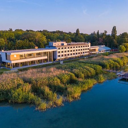 Hotel Otp Balatonszemes Luaran gambar