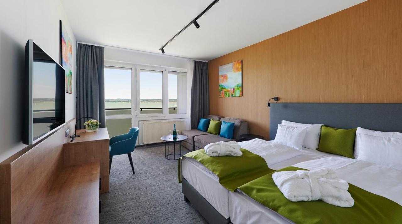 Hotel Otp Balatonszemes Luaran gambar