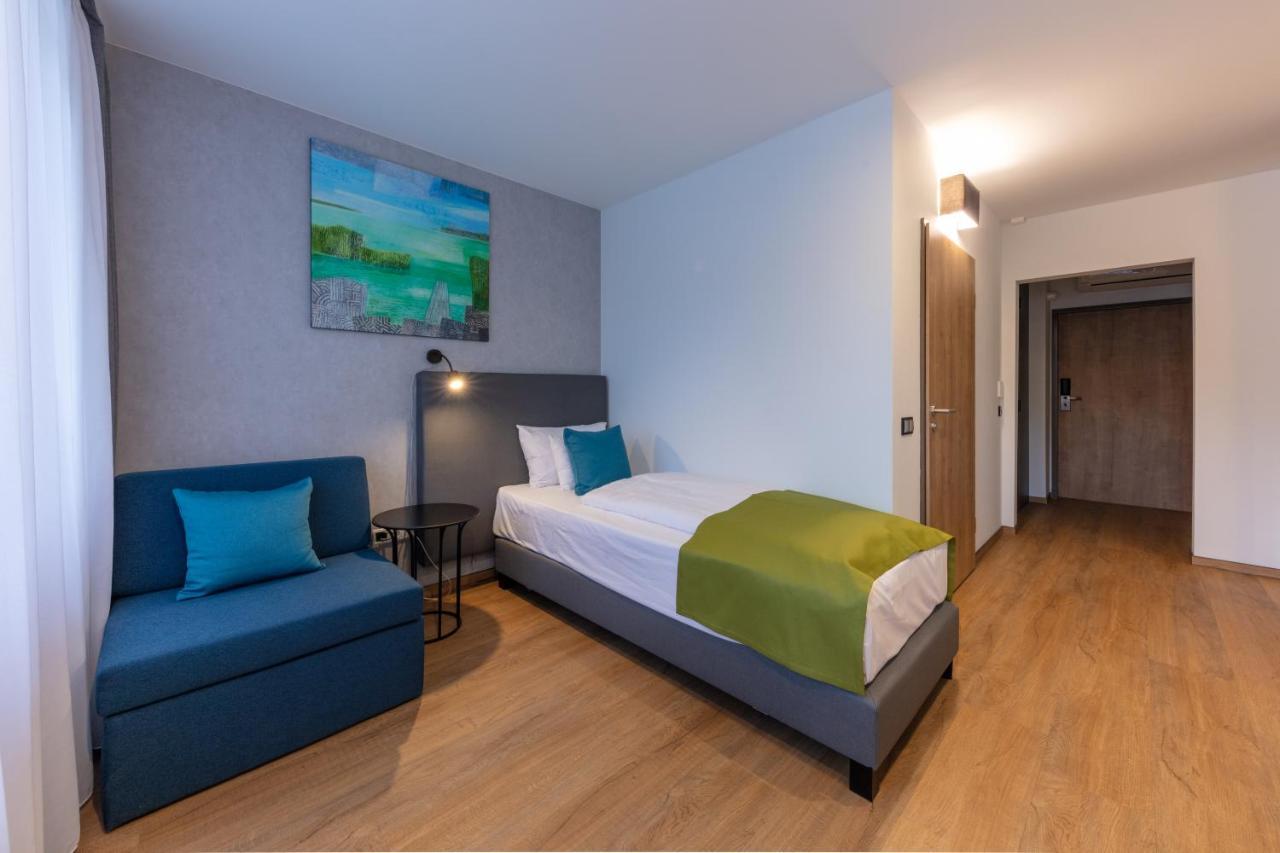 Hotel Otp Balatonszemes Luaran gambar