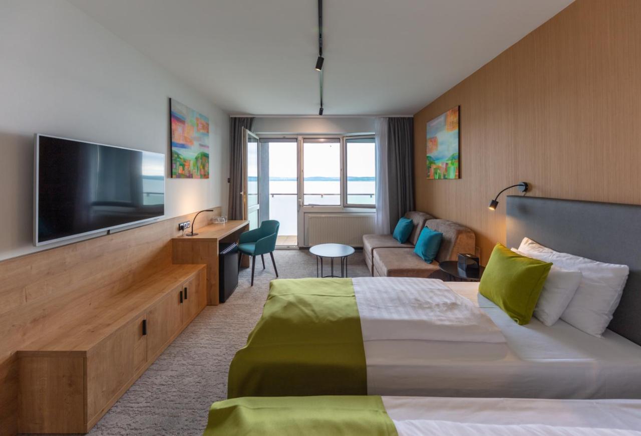 Hotel Otp Balatonszemes Luaran gambar