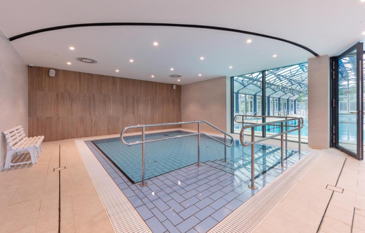 Hotel Otp Balatonszemes Luaran gambar