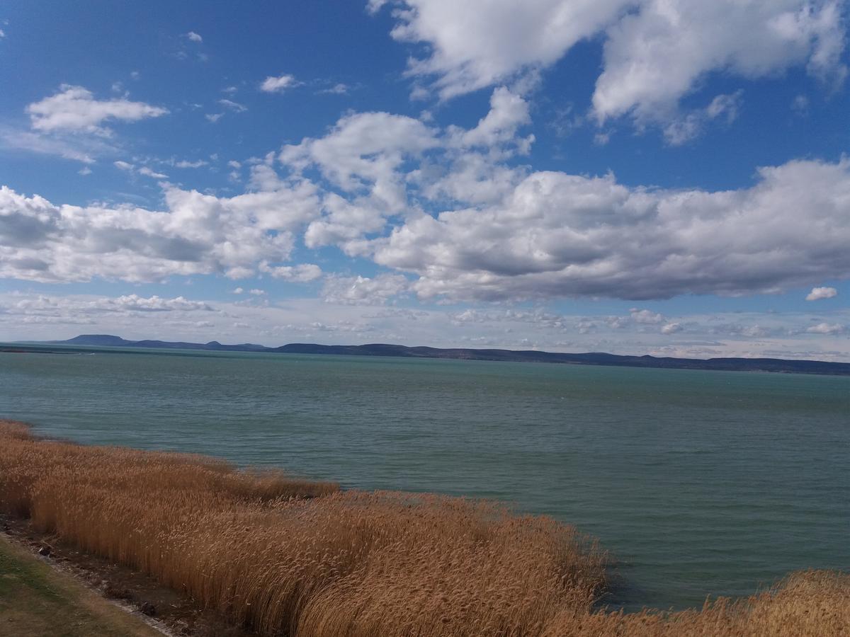 Hotel Otp Balatonszemes Luaran gambar